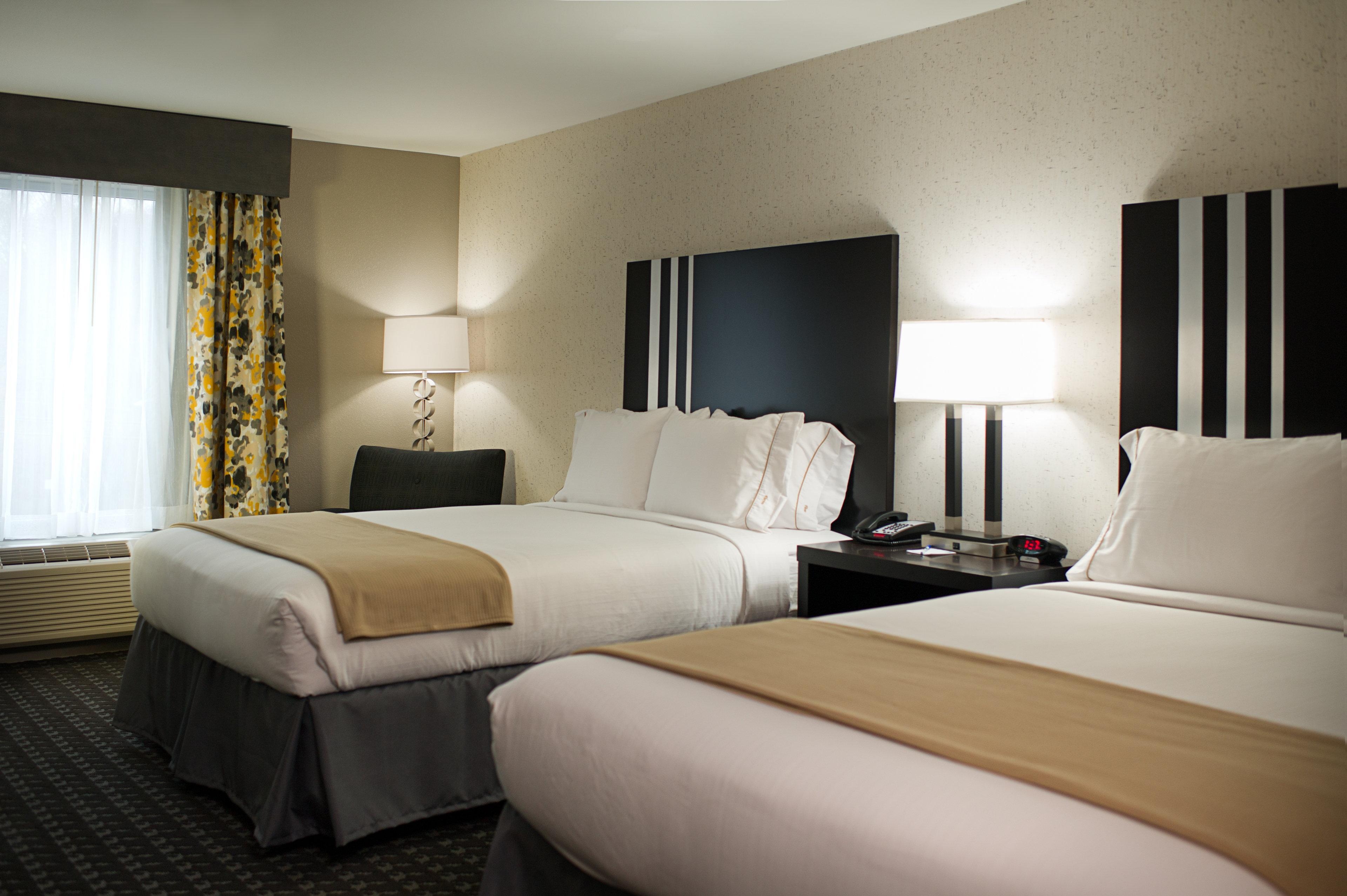 Holiday Inn Express And Suites Madison Central By Ihg Exterior foto